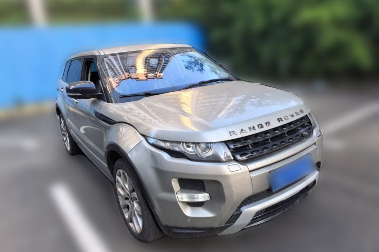 Used Land Rover Range Evoque 2013 2.0T 5-Door Ignite Edition Front Right 45 Deg