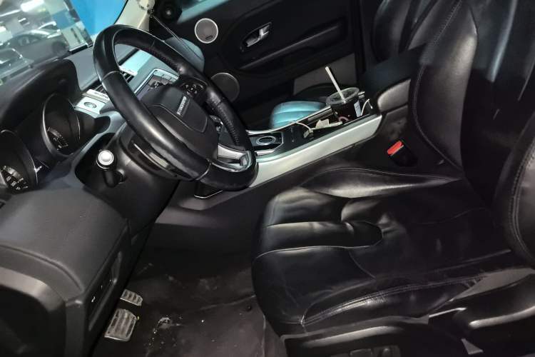 Used Land Rover Range Evoque 2013 2.0T 5-Door Ignite Edition Left Front Seat