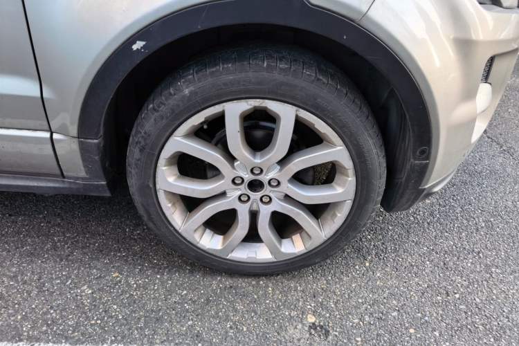 Used Land Rover Range Evoque 2013 2.0T 5-Door Ignite Edition Right Front Wheel Hub