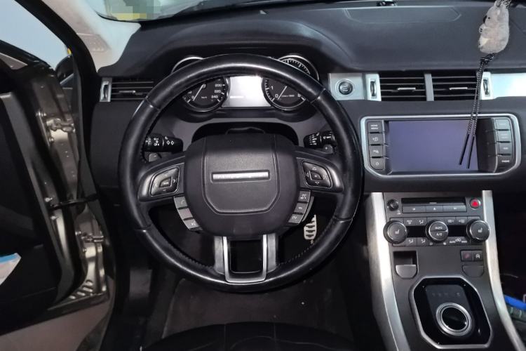 Used Land Rover Range Evoque 2013 2.0T 5-Door Ignite Edition Steering Wheel