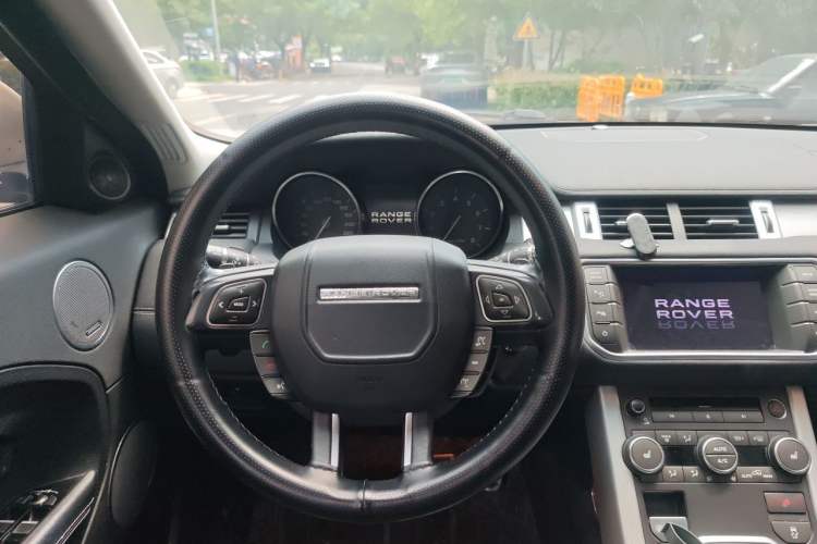 Used Land Rover Range Evoque 2013 2.0T 5-Door Ignite Edition Steering Wheel