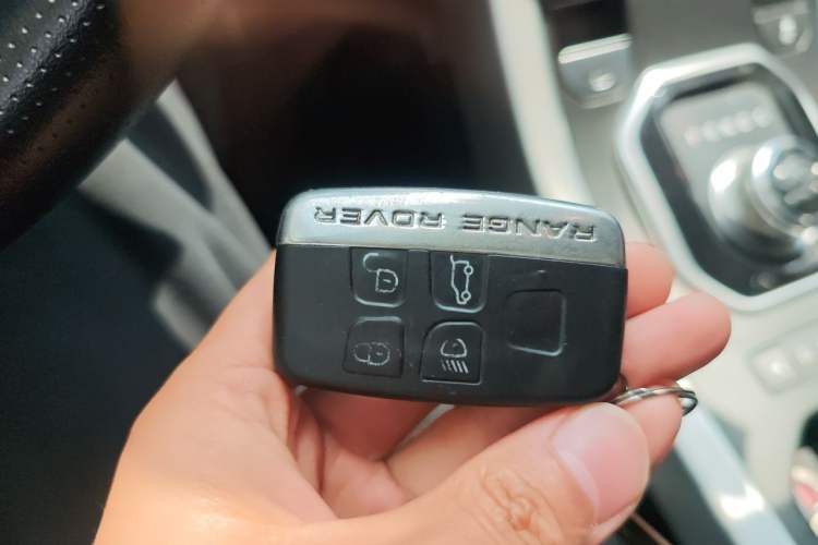 Used Land Rover Range Evoque 2013 2.0T 5-Door Ignite Edition Vehicle Key