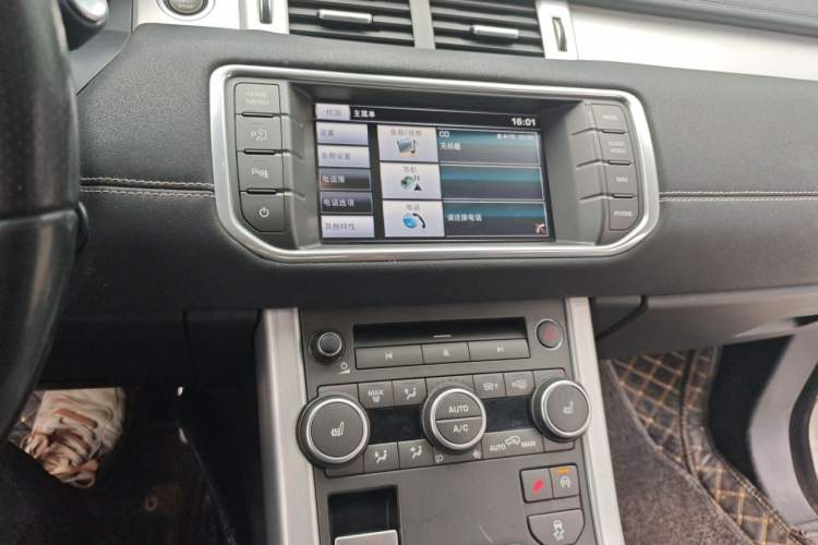 Used Land Rover Range Evoque 2013 2.0T 5-Door Ignite Edition Audio And AC Panel