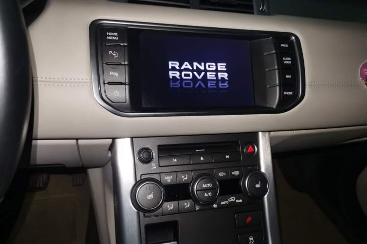 Used Land Rover Range Evoque 2013 2.0T 3-Door YAOZHI Edition Audio And AC Panel
