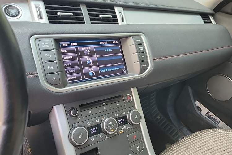 Used Land Rover Range Evoque 2013 2.0T 5-Door Ignite Edition Audio And AC Panel
