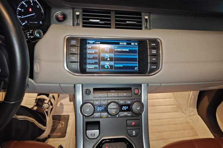 Used Land Rover Range Evoque 2013 2.0T 5-Door YAOZHI Edition Audio And AC Panel