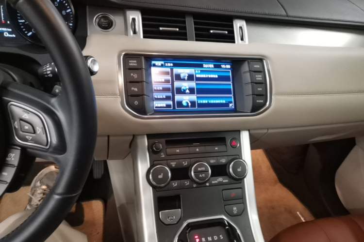 Used Land Rover Range Evoque 2013 2.0T 5-Door YAOZHI Edition Audio And AC Panel