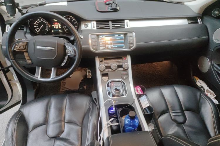 Used Land Rover Range Evoque 2013 2.0T 5-Door Ignite Edition Center Console