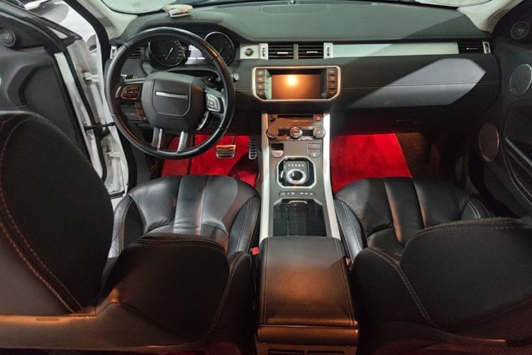 Used Land Rover Range Evoque 2013 2.0T 5-Door Ignite Edition Center Console