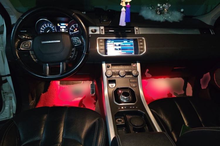 Used Land Rover Range Evoque 2013 2.0T 5-Door Ignite Edition Center Console