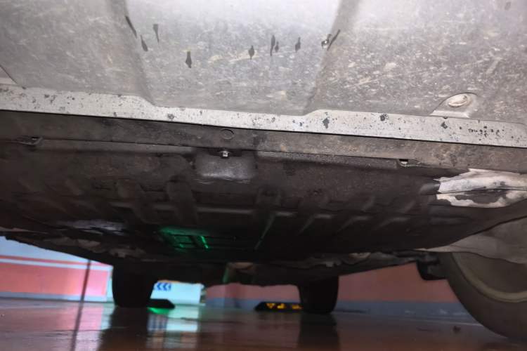 Used Land Rover Range Evoque 2013 2.0T 5-Door YAOZHI Edition Chassis Front