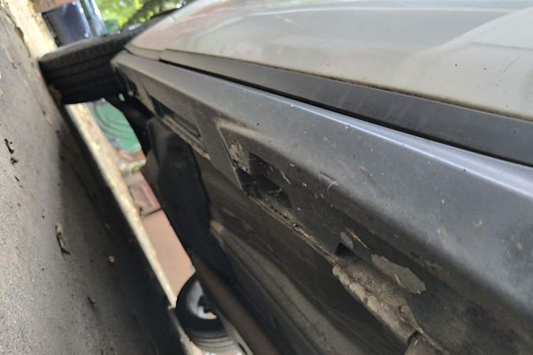 Used Land Rover Range Evoque 2013 2.0T 5-Door Ignite Edition Chassis Front Right