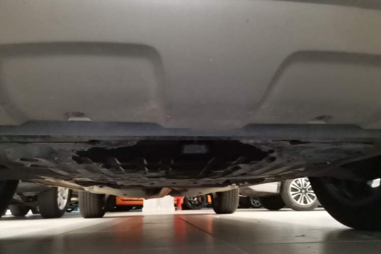 Used Land Rover Range Evoque 2013 2.0T 5-Door YAOZHI Edition Chassis Front
