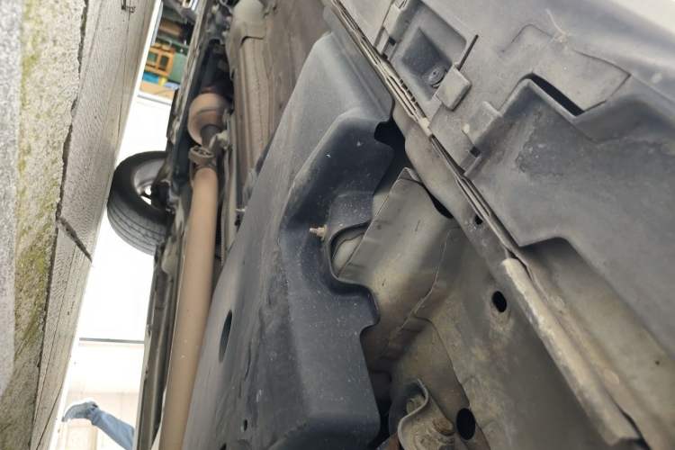 Used Land Rover Range Evoque 2013 2.0T 5-Door Ignite Edition Chassis Rear Left