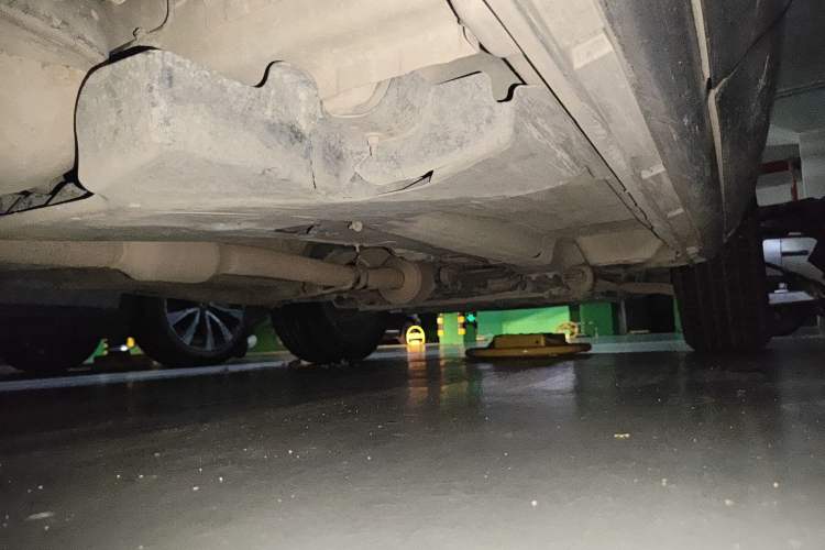 Used Land Rover Range Evoque 2013 2.0T 5-Door Yaozhen Edition Chassis Rear Right