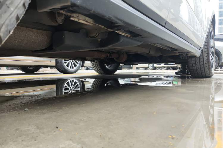 Used Land Rover Range Evoque 2013 2.0T 3-Door Ignite Edition Chassis Rear Right