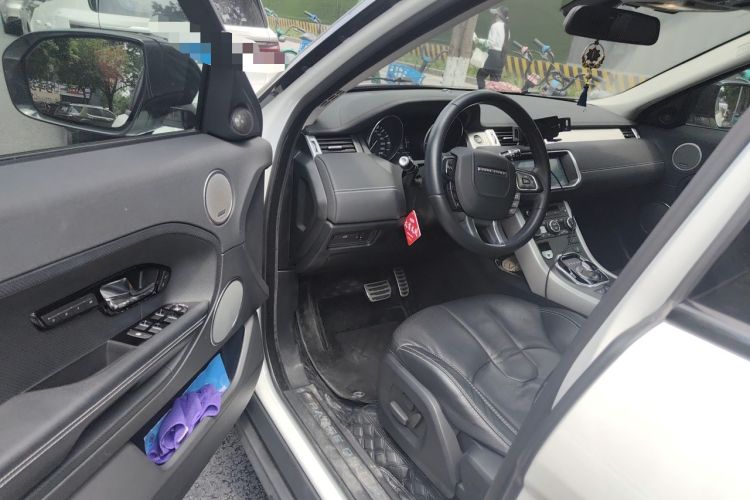 Used Land Rover Range Evoque 2013 2.0T 5-Door Ignite Edition Driver Seat