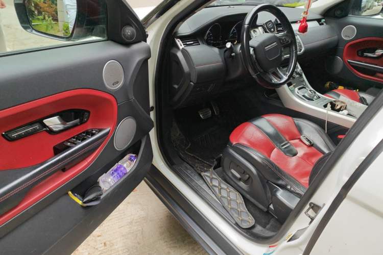 Used Land Rover Range Evoque 2013 2.0T 5-Door Ignite Edition Driver Seat