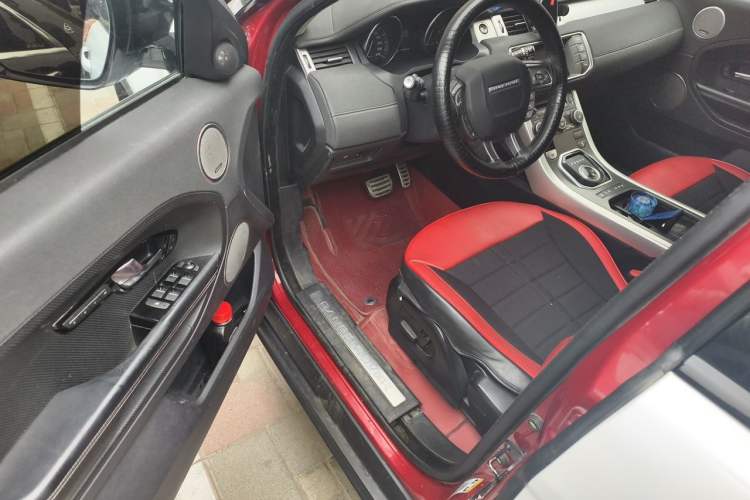 Used Land Rover Range Evoque 2013 2.2T 5-Door Diesel Edition Driver Seat