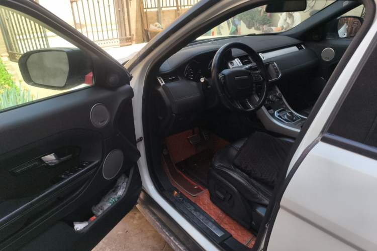 Used Land Rover Range Evoque 2013 2.0T 5-Door Ignite Edition Driver Seat
