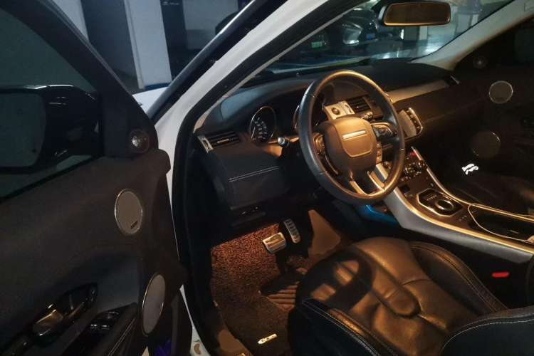 Used Land Rover Range Evoque 2013 2.0T 3-Door Ignite Edition Driver Seat