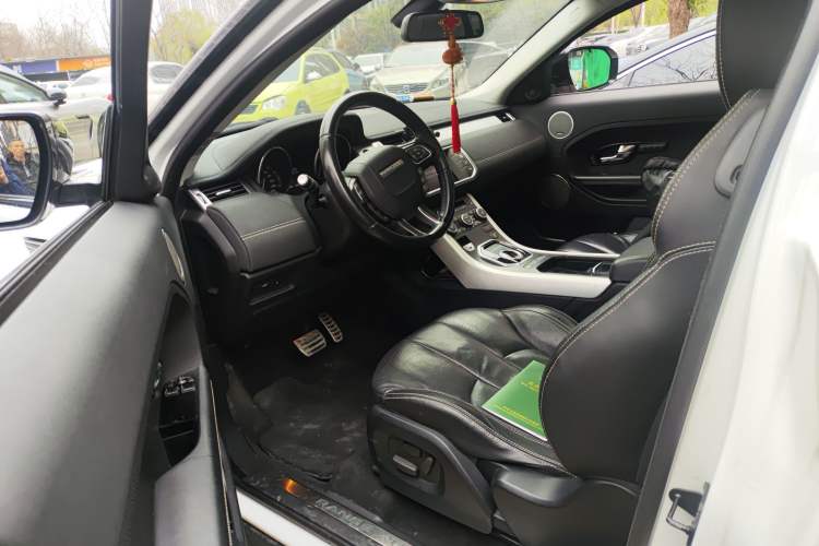 Used Land Rover Range Evoque 2013 2.0T 3-Door Ignite Edition Driver Seat