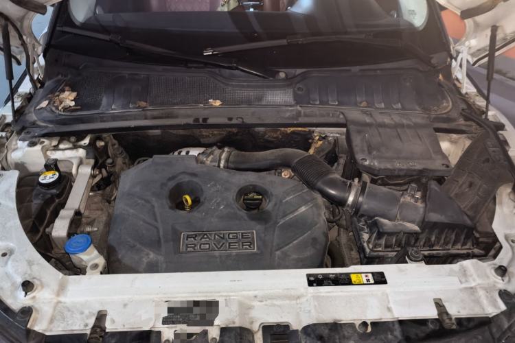 Used Land Rover Range Evoque 2013 2.0T 5-Door YAOZHI Edition Engine Bay