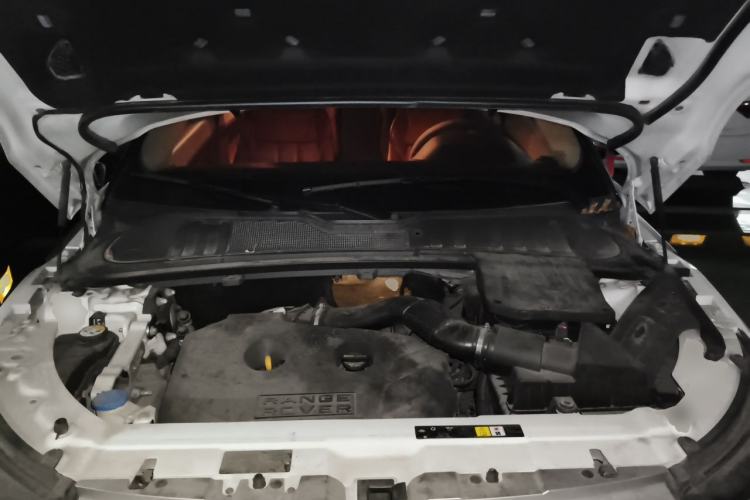 Used Land Rover Range Evoque 2013 2.0T 3-Door YAOZHI Edition Engine Bay
