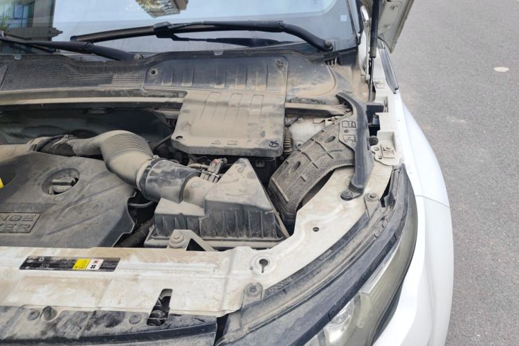 Used Land Rover Range Evoque 2013 2.0T 5-Door Ignite Edition Engine Bay Left
