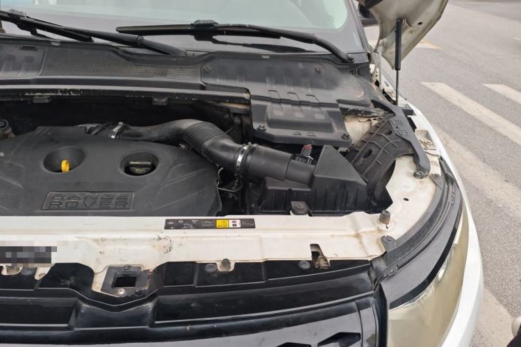 Used Land Rover Range Evoque 2013 2.0T 5-Door Ignite Edition Engine Bay Left