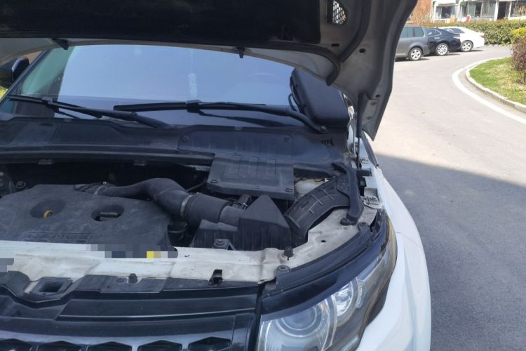 Used Land Rover Range Evoque 2013 2.0T 3-Door Ignite Edition Engine Bay Left