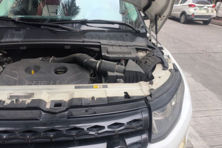 Used Land Rover Range Evoque 2013 2.0T 5-Door Ignite Edition Engine Bay Left