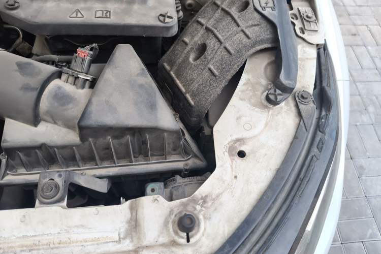 Used Land Rover Range Evoque 2013 2.0T 5-Door Ignite Edition Engine Bay Left
