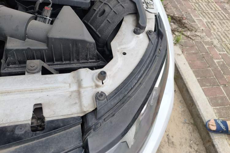 Used Land Rover Range Evoque 2013 2.0T 5-Door Ignite Edition Engine Bay Left