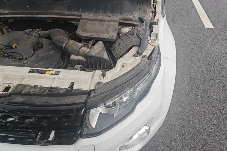 Used Land Rover Range Evoque 2013 2.0T 5-Door Ignite Edition Engine Bay Left