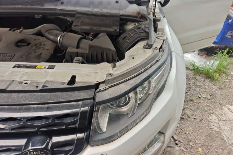 Used Land Rover Range Evoque 2013 2.0T 5-Door Ignite Edition Engine Bay Left