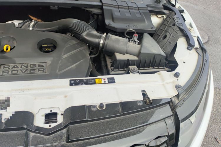 Used Land Rover Range Evoque 2013 2.0T 5-Door Ignite Edition Engine Bay Left