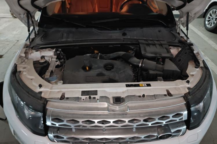 Used Land Rover Range Evoque 2013 2.0T 5-Door YAOZHI Edition Engine Bay