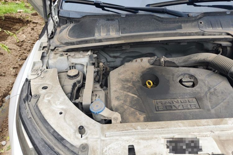 Used Land Rover Range Evoque 2013 2.0T 5-Door Ignite Edition Engine Bay Right