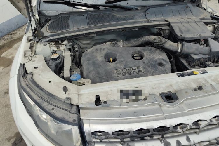 Used Land Rover Range Evoque 2013 2.0T 5-Door YAOZHI Edition Engine Bay Right