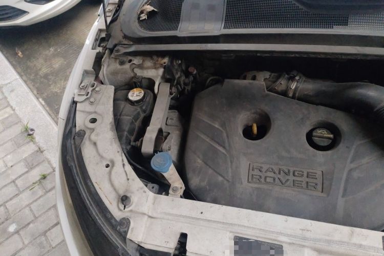 Used Land Rover Range Evoque 2013 2.0T 5-Door Ignite Edition Engine Bay Right