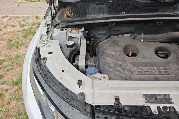 Used Land Rover Range Evoque 2013 2.0T 5-Door Ignite Edition Engine Bay Right