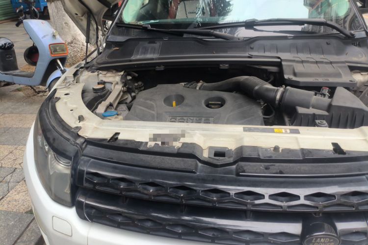 Used Land Rover Range Evoque 2013 2.0T 5-Door Ignite Edition Engine Bay Right