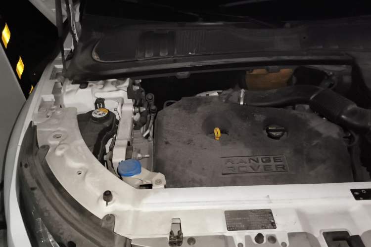 Used Land Rover Range Evoque 2013 2.0T 3-Door YAOZHI Edition Engine Bay Right