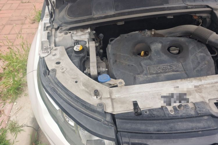 Used Land Rover Range Evoque 2013 2.0T 5-Door Ignite Edition Engine Bay Right