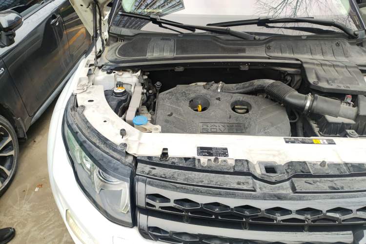 Used Land Rover Range Evoque 2013 2.0T 3-Door Ignite Edition Engine Bay Right