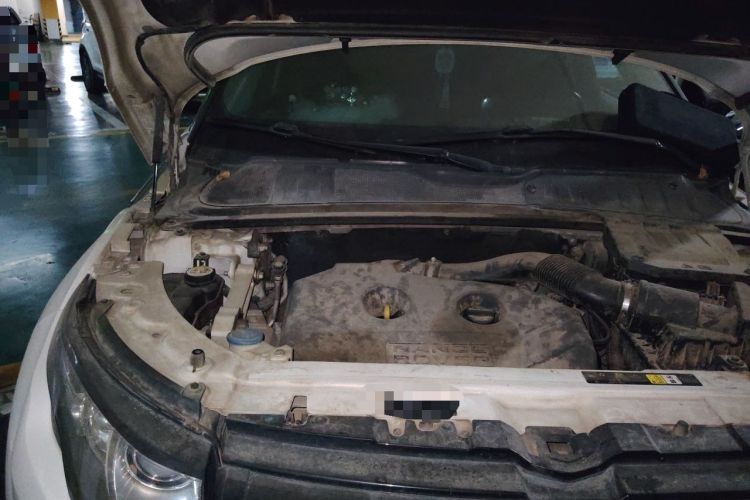 Used Land Rover Range Evoque 2013 2.0T 5-Door Ignite Edition Engine Bay Right