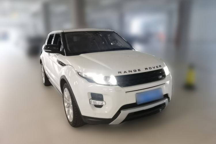 Used Land Rover Range Evoque 2013 2.0T 5-Door Ignite Edition Front Right 45 Deg