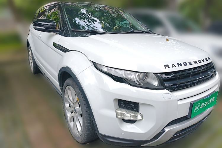 Used Land Rover Range Evoque 2013 2.0T 5-Door Ignite Edition Front Right 45 Deg