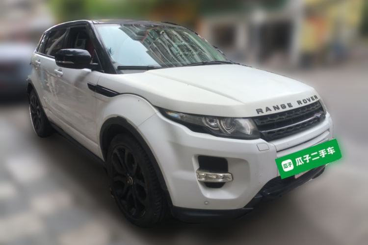 Used Land Rover Range Evoque 2013 2.0T 5-Door Ignite Edition Front Right 45 Deg